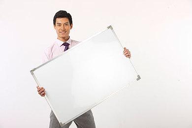 卡普空力作《龙之信条2》魔弓手预告片展示